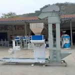 La máquina empacadora de carbón para barbacoa.