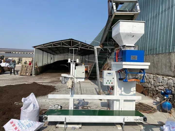 Bbq charcoal packing machine working site