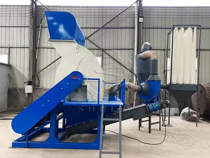 Wood hammer crusher