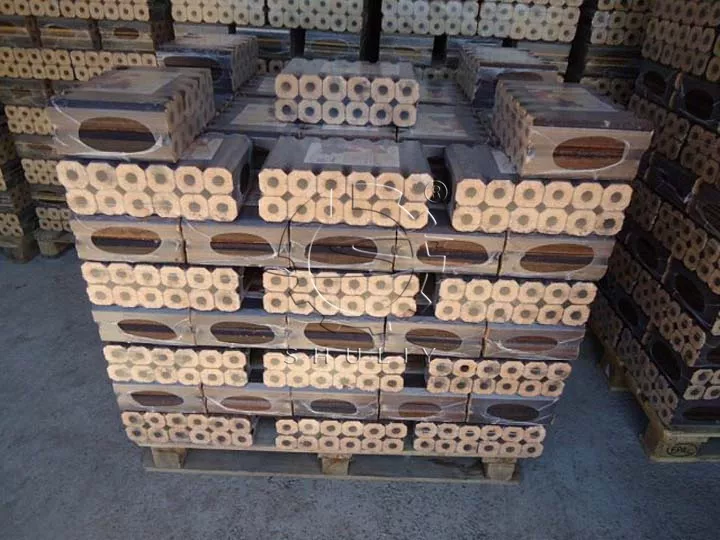 production de briquettes pini kay