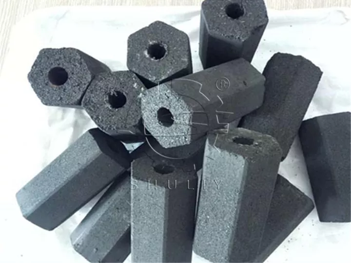 briquettes de charbon de bois