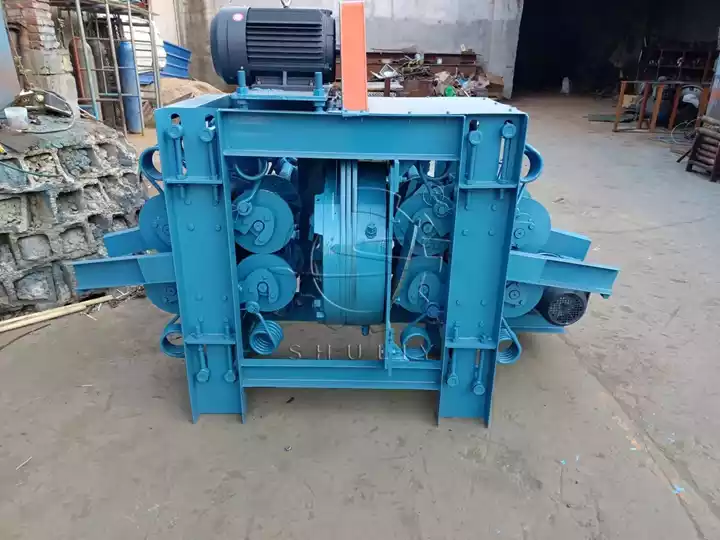 log peeler machine