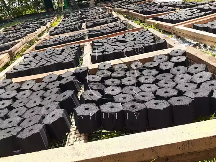 wood charcoal briquettes