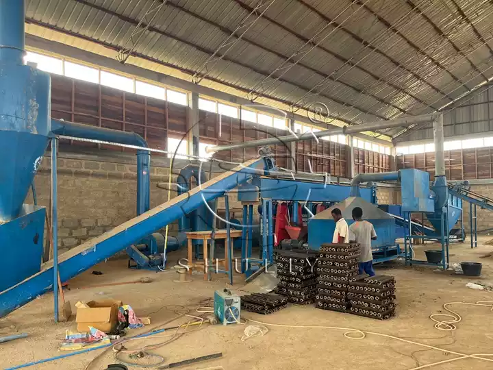 machines de fabrication de briquettes de charbon de bois